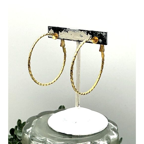 Gold-Tone Clip on Earrings Twisted Rope Hoop Earrings Lightweight & Elegant Desi - Picture 4 of 5